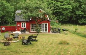Three-Bedroom Holiday Home in Mardaklev in Mårdaklev